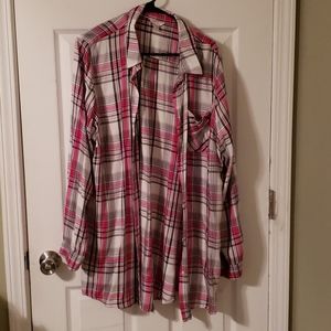 White, pink and black button up